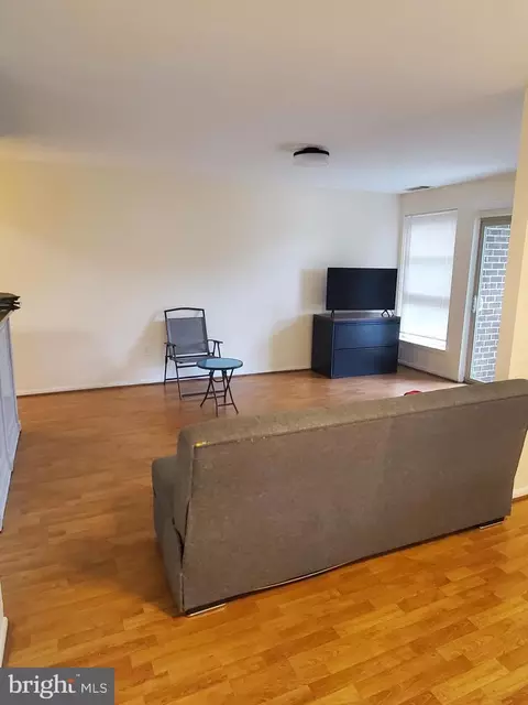 Living - 2207 Greenery Ln #103-8, Silver Spring, MD 20906 photo 1 of 5