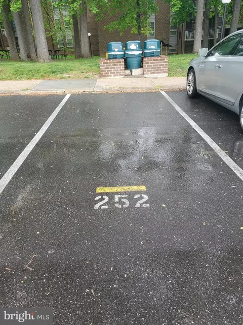 Exterior - 2207 Greenery Ln #103-8, Silver Spring, MD 20906 photo 4 of 4