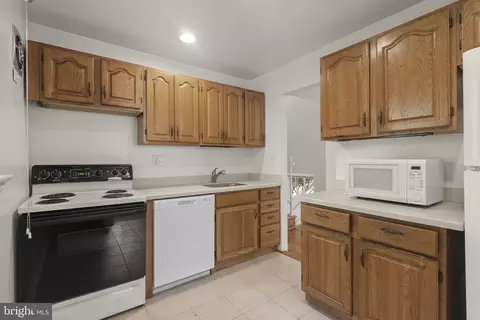 Kitchen - 1509 Woodman Ave, Silver Spring, MD 20902 photo 2 of 3