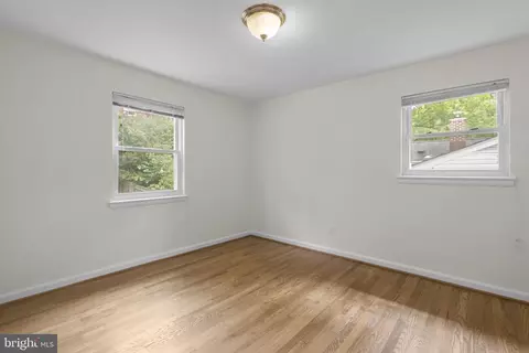 Bedroom - 1509 Woodman Ave, Silver Spring, MD 20902 photo 5 of 9