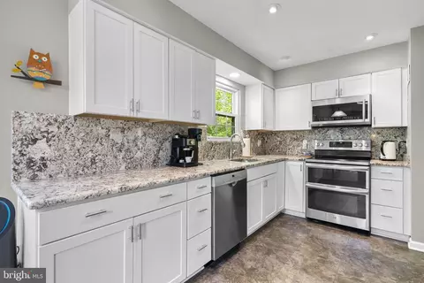 Kitchen - 3128 Memory Ln, Silver Spring, MD 20904 photo 2 of 4