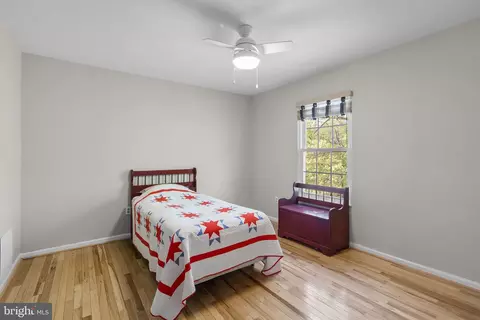 Bedroom - 3128 Memory Ln, Silver Spring, MD 20904 photo 4 of 5