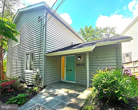 6310 E Halbert Rd, Bethesda, MD 20817