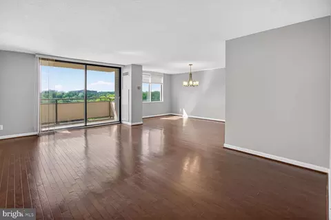 5225 Pooks Hill Rd #1404S, Bethesda, MD 20814