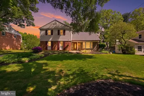 16629 S Westland Dr, Gaithersburg, MD 20877
