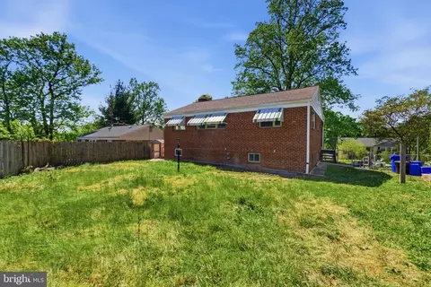 Exterior - 10303 Haywood Dr, Silver Spring, MD 20902 photo 3 of 5