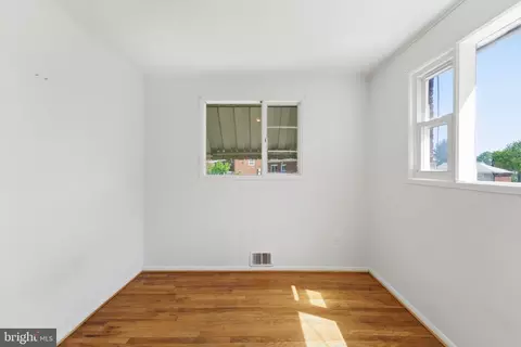 Bedroom - 10303 Haywood Dr, Silver Spring, MD 20902 photo 1 of 3