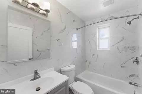 Bath - 10303 Haywood Dr, Silver Spring, MD 20902 photo 1 of 3