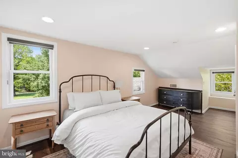 Bedroom - 1811 Ednor Rd, Silver Spring, MD 20905 photo 4 of 6