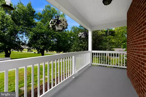 Exterior - 1811 Ednor Rd, Silver Spring, MD 20905 photo 2 of 10