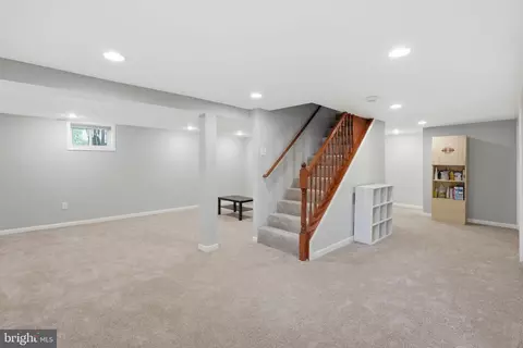 Entry Way - 1811 Ednor Rd, Silver Spring, MD 20905 photo 4 of 4