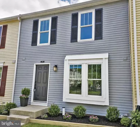 24 Seek Ct, Takoma Park, MD 20912
