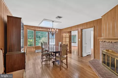 Dining - 10600 Greenacres Dr, Silver Spring, MD 20903 photo 1 of 3