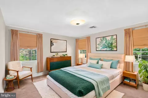 Bedroom - 10600 Greenacres Dr, Silver Spring, MD 20903 photo 9 of 12