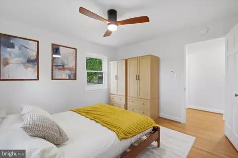 Bedroom - 1613 N Springwood Dr N, Silver Spring, MD 20910 photo 3 of 6