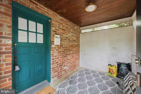 Exterior - 1613 N Springwood Dr N, Silver Spring, MD 20910 photo 6 of 11