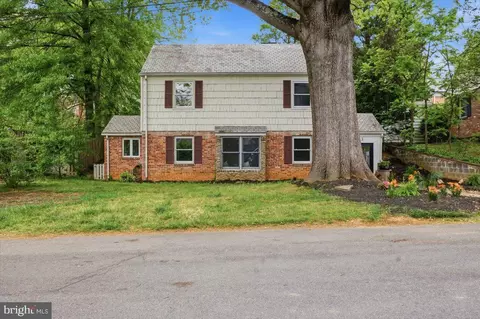 Exterior - 1613 N Springwood Dr N, Silver Spring, MD 20910 photo 2 of 11
