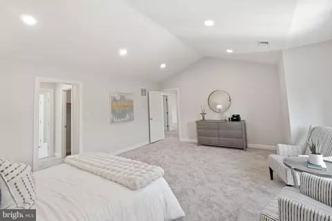 Other - 10816 Maplecrest Ln, Potomac, MD 20854 photo 3 of 7