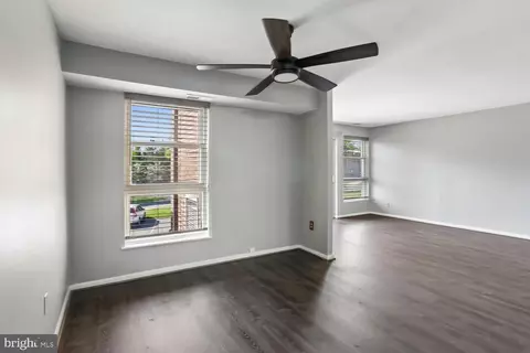 Living - 2201 Greenery Ln #104-11, Silver Spring, MD 20906 photo 5 of 6