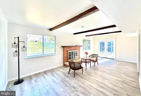 Living - 616 Chichester Ln, Silver Spring, MD 20904 photo 4 of 8