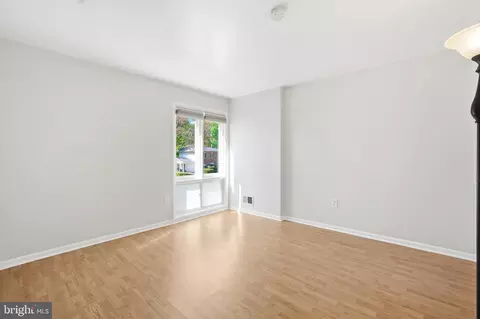 Living - 616 Chichester Ln, Silver Spring, MD 20904 photo 7 of 8