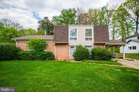 702 Buccaneer Ct, Silver Spring, MD 20904