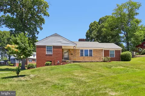 400 Southwest Dr, Silver Spring, MD 20901