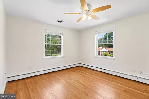 Bedroom - 400 Southwest Dr, Silver Spring, MD 20901 photo 1 of 10