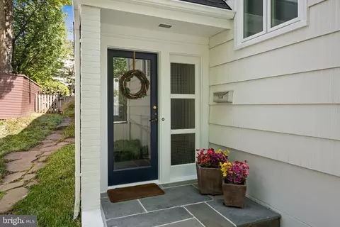 7301 Summit Ave, Chevy Chase, MD 20815