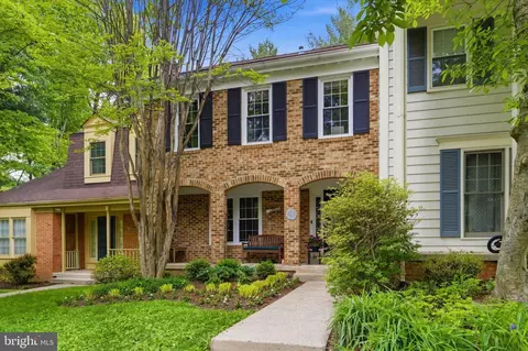 12002 Gatewater Dr, Potomac, MD 20854