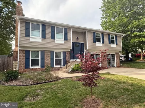 1 Warrior Brook Ct, Germantown, MD 20874