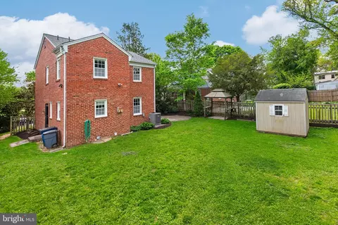 Exterior - 1908 Brisbane St, Silver Spring, MD 20902 photo 5 of 9