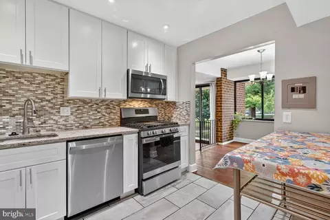 Kitchen - 2004 Coleridge Dr #20-201, Silver Spring, MD 20902 photo 1 of 2