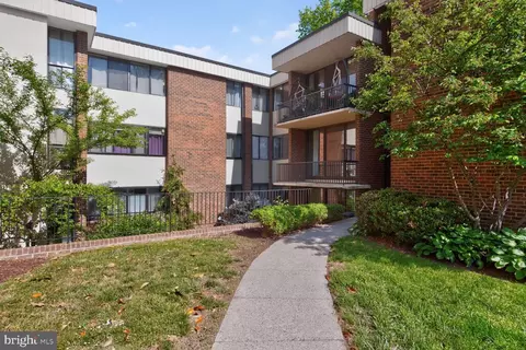 Exterior - 2004 Coleridge Dr #20-201, Silver Spring, MD 20902 photo 2 of 9