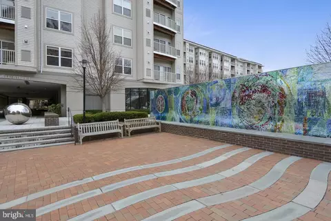 8045 Newell St #309, Silver Spring, MD 20910