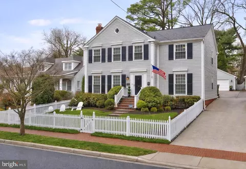 10206 Kensington Pkwy, Kensington, MD 20895