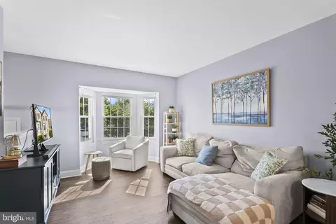 Living - 25 Hunters Gate Ct, Silver Spring, MD 20904 photo 1 of 3
