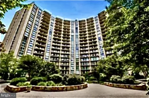 9039 Sligo Creek Pkwy #410, Silver Spring, MD 20901