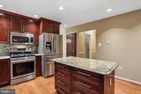 Kitchen - 110 Summit Hall Rd, Gaithersburg, MD 20877 photo 2 of 4
