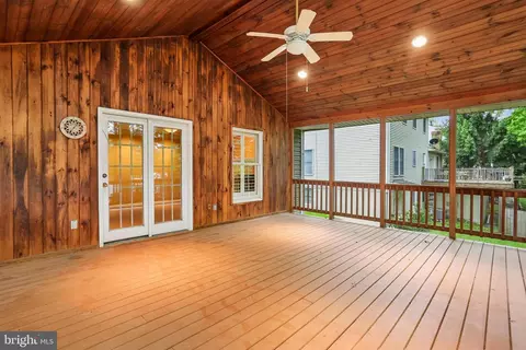 Exterior - 110 Summit Hall Rd, Gaithersburg, MD 20877 photo 6 of 19