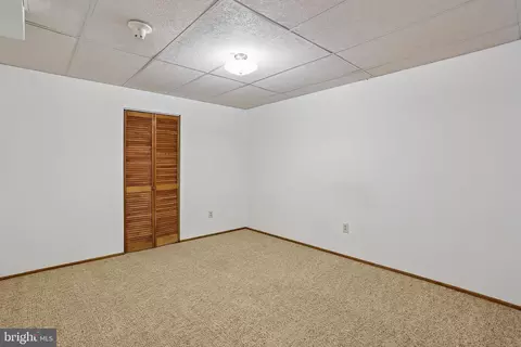 Bedroom - 110 Summit Hall Rd, Gaithersburg, MD 20877 photo 7 of 7