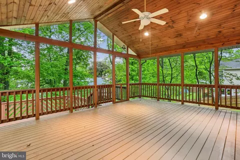 Exterior - 110 Summit Hall Rd, Gaithersburg, MD 20877 photo 7 of 19