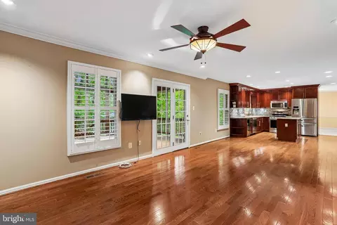 Living - 110 Summit Hall Rd, Gaithersburg, MD 20877 photo 3 of 10