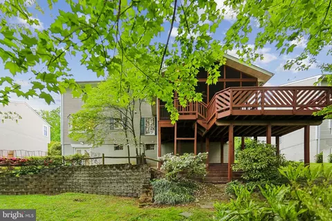 Exterior - 110 Summit Hall Rd, Gaithersburg, MD 20877 photo 17 of 19