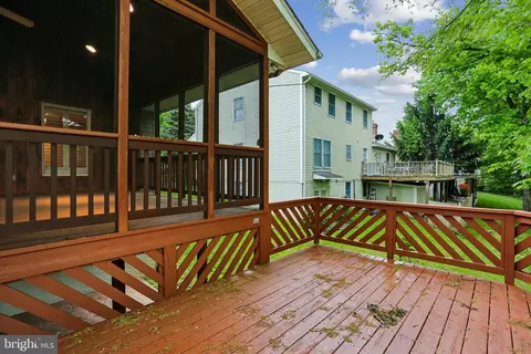 Exterior - 110 Summit Hall Rd, Gaithersburg, MD 20877 photo 10 of 19