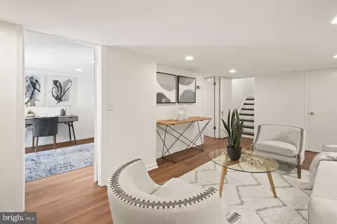 Entry Way - 629 Potomac Ave, Silver Spring, MD 20910 photo 2 of 2