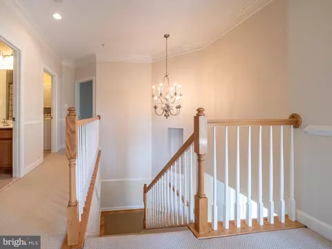 Entry Way - 30 Sharpstead Ln, Gaithersburg, MD 20878 photo 3 of 4