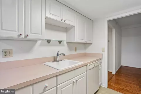 Kitchen - 15210 Elkridge Way #91-2E, Silver Spring, MD 20906 photo 6 of 6