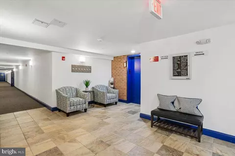 Entry Way - 15210 Elkridge Way #91-2E, Silver Spring, MD 20906 photo 2 of 7