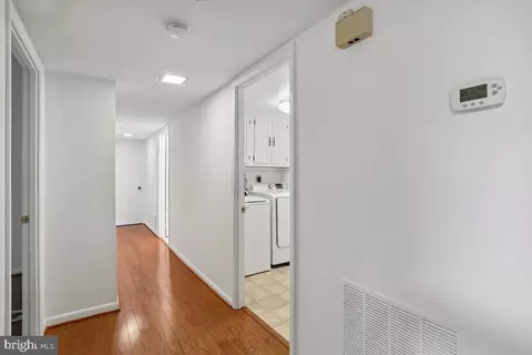 Entry Way - 15210 Elkridge Way #91-2E, Silver Spring, MD 20906 photo 4 of 7